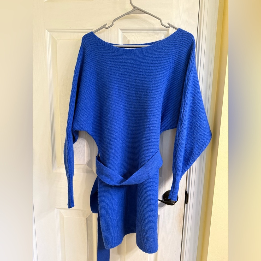 Pink Lily Blue Women's Sweater with Belt